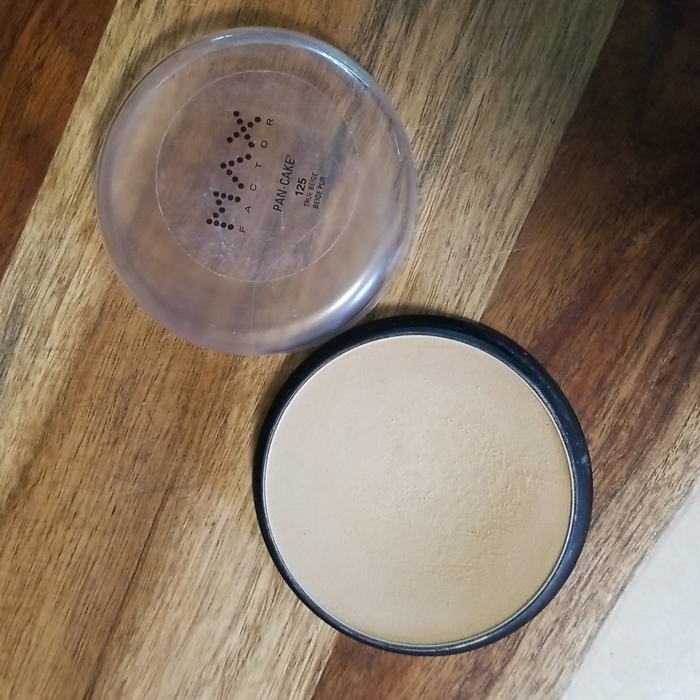 Collector Max Factor Pan Cake - Picture 3 of 3